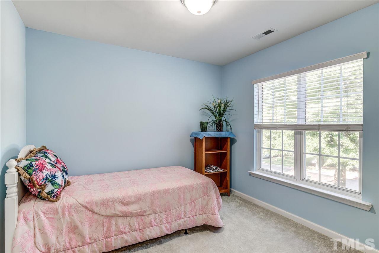 8408 Whisper Ridge Place Raleigh, NC 27613 - Photo 20 of 26