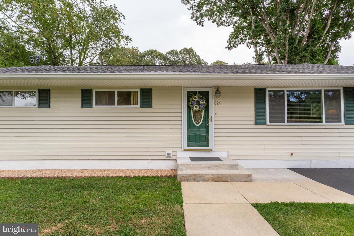 824 Windsor Road Arnold, MD 21012 - Photo 45 of 45 824 Windsor Rd - Nice open floor plan