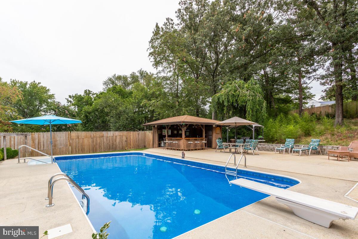 824 Windsor Road Arnold, MD 21012 - Photo 34 of 45 824 Windsor Rd- sparkling pool with pool house