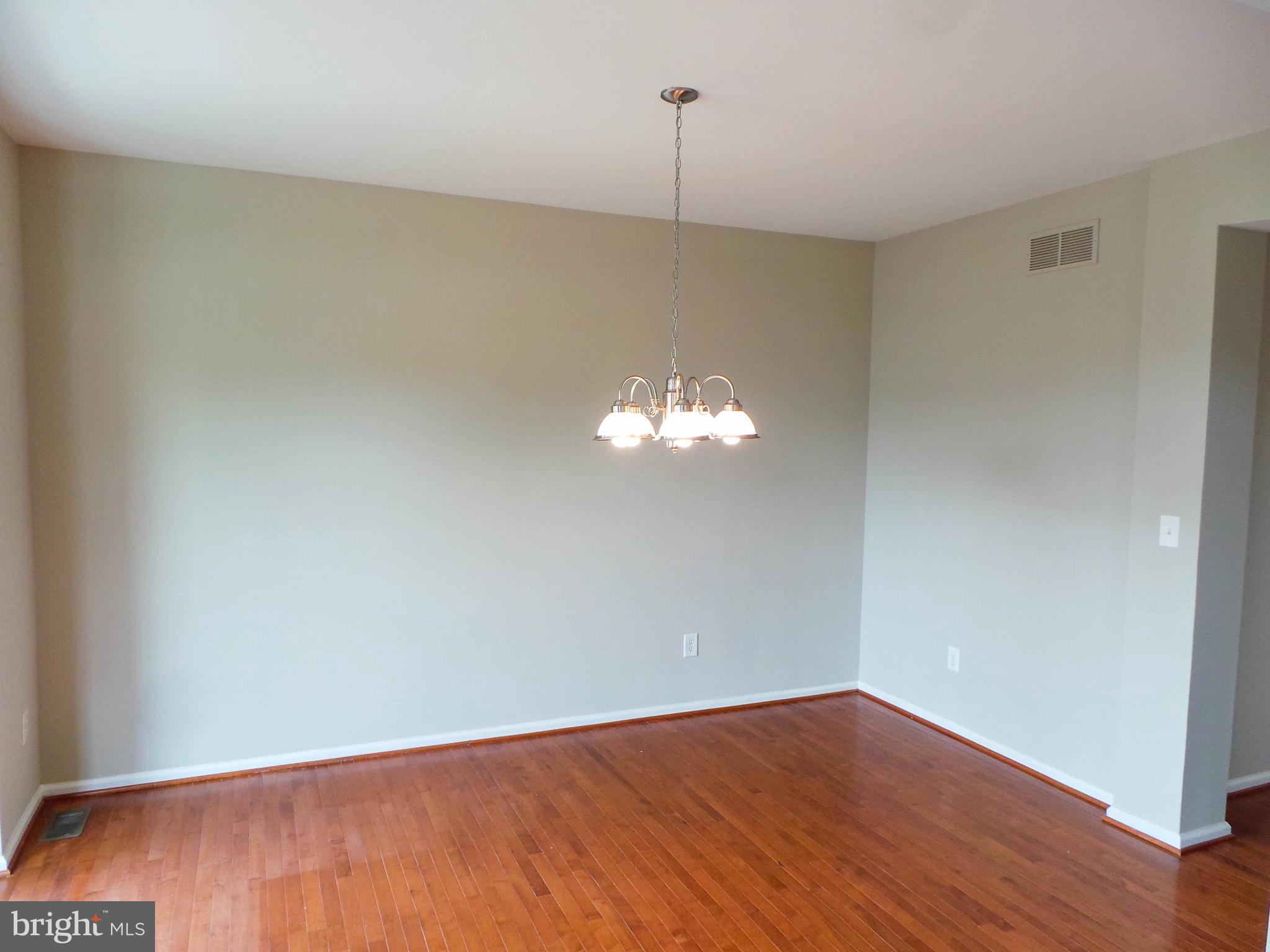 12 Box Turtle Lane Sicklerville, NJ 08081 - Photo 11 of 47 Gallery Image 11