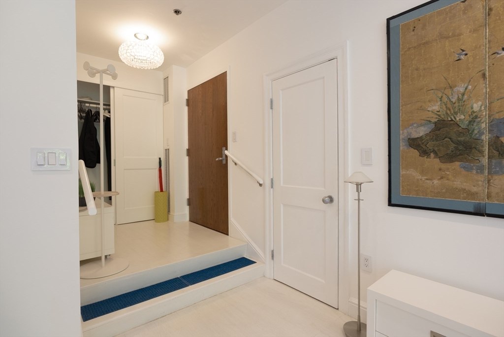1265 Beacon Street, Unit 702 Brookline, MA 02446 - Photo 17 of 29