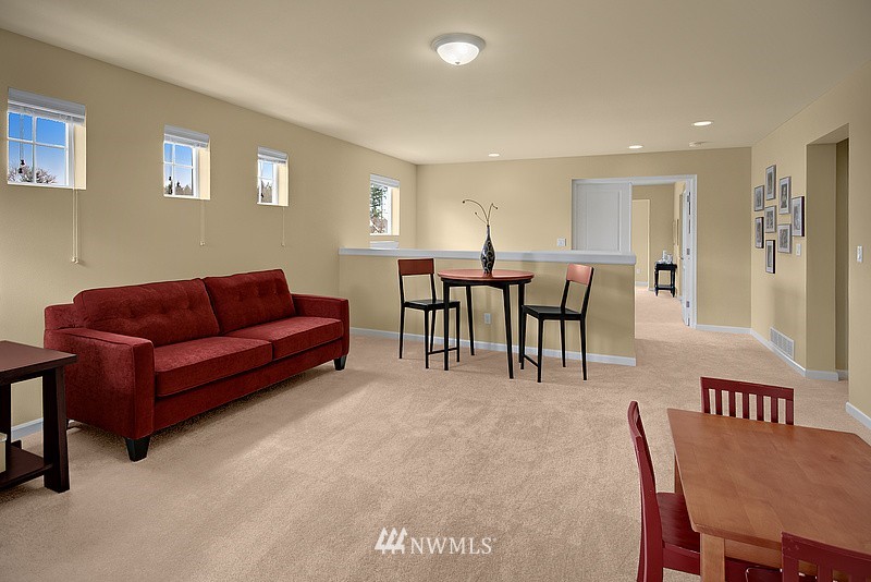 5607 Northeast 8th Street Renton, WA 98059 - Photo 15 of 15 Gallery Image 15