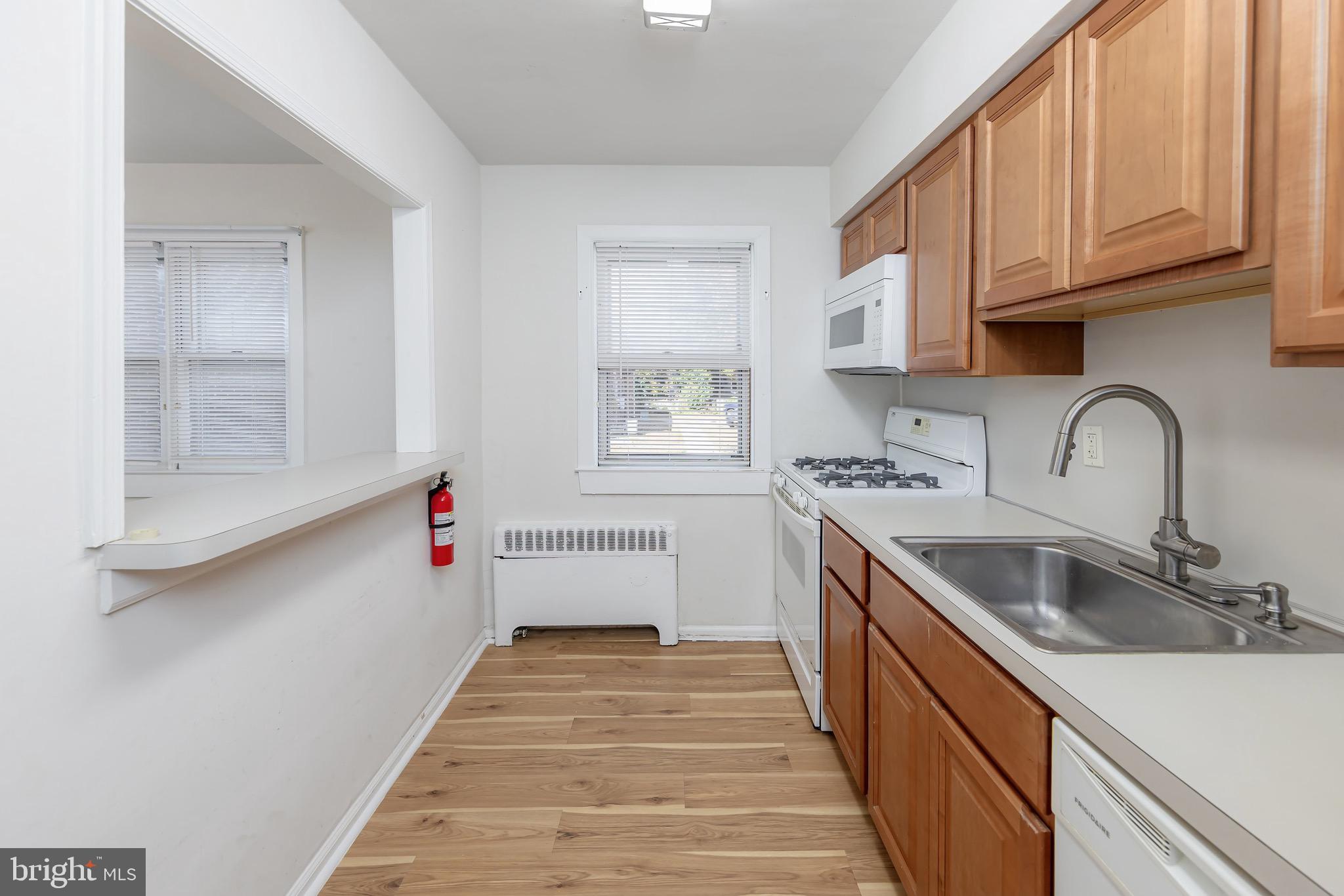 103 Cherry Parke Cherry Hill, NJ 08002 - Photo 7 of 14