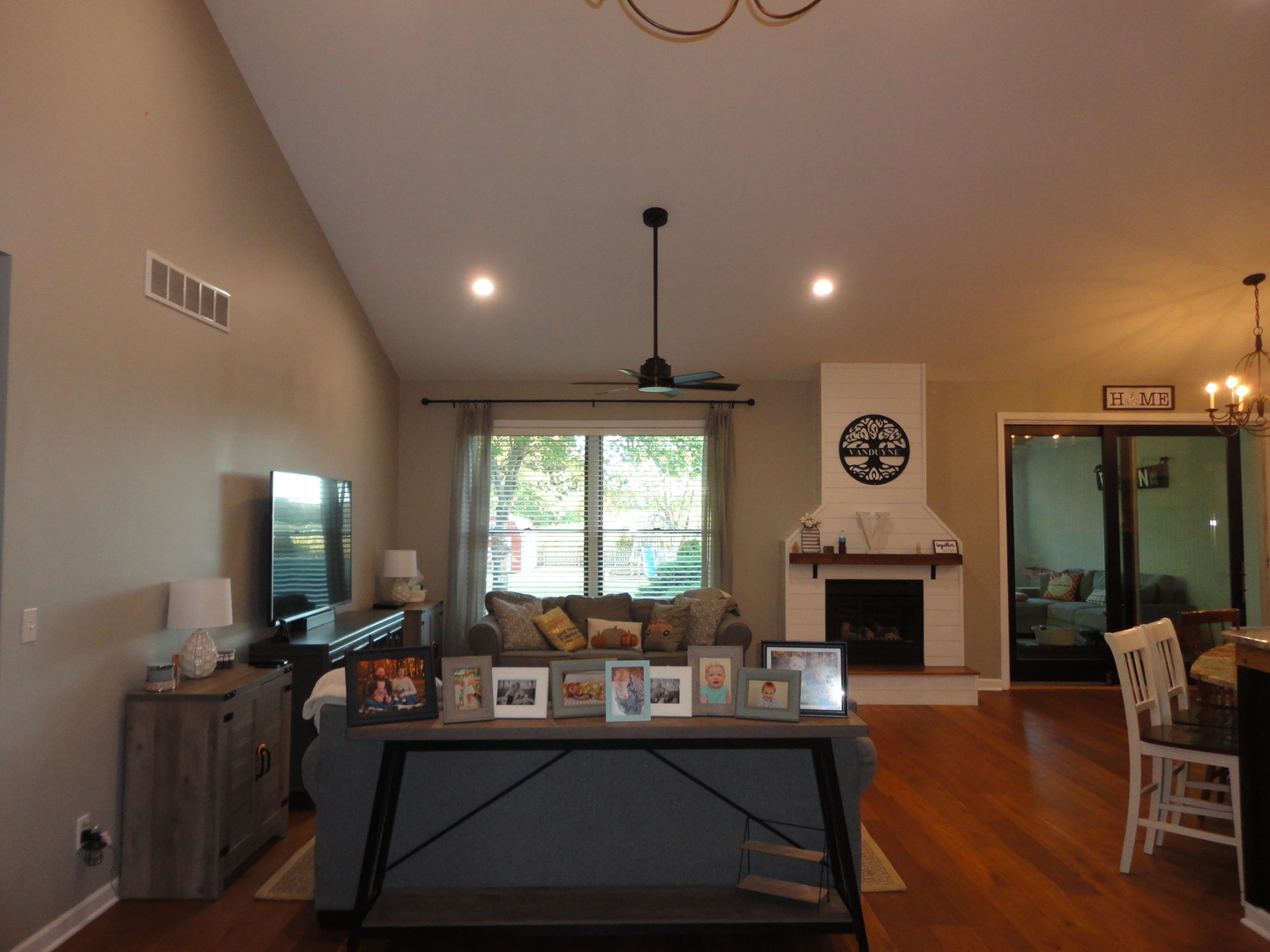 485 East Southmor Road Morris, IL 60450 - Photo 6 of 49