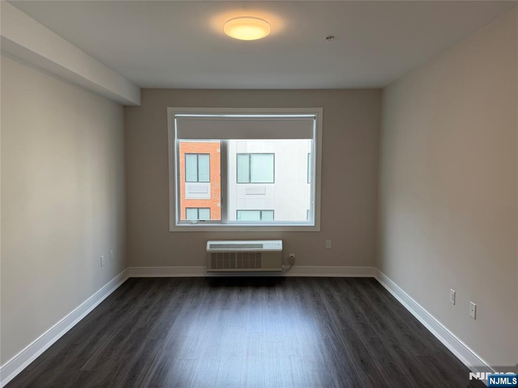 470 Main Street, Unit 604 Fort Lee, NJ 07024 - Photo 6 of 23