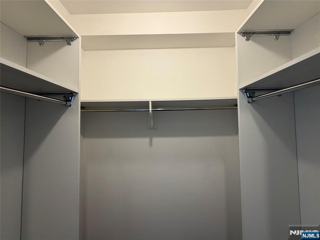 470 Main Street, Unit 604 Fort Lee, NJ 07024 - Photo 8 of 23