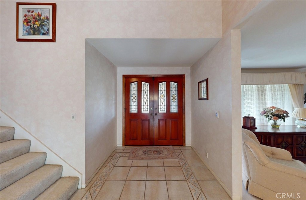 9901 Westhaven Circle Westminster, CA 92683 - Photo 2 of 41 a view of an entryway with livingroom
