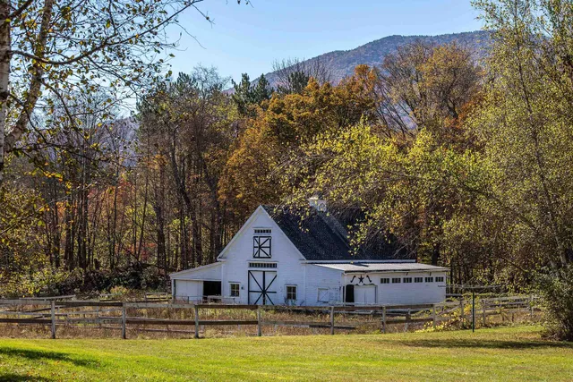 $2,295,000 | 3039 Highway 30, Dorset, VT 05251