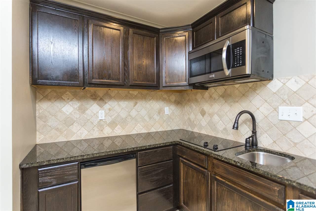 2050 Lancaster Road Birmingham, AL 35209 - Photo 9 of 44