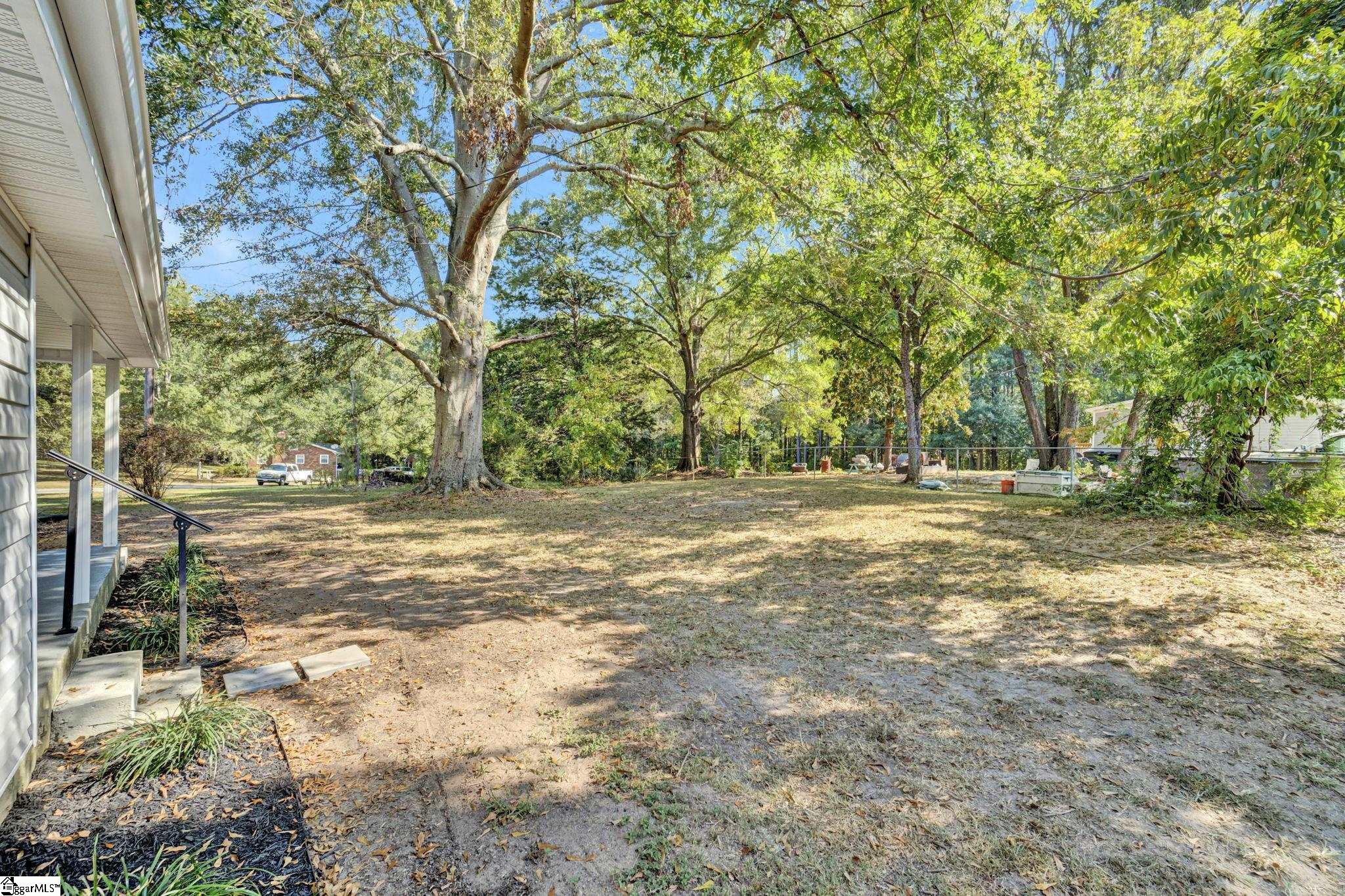 690 Cooper Bridge Road Fountain Inn, SC 29644 - Photo 33 of 37