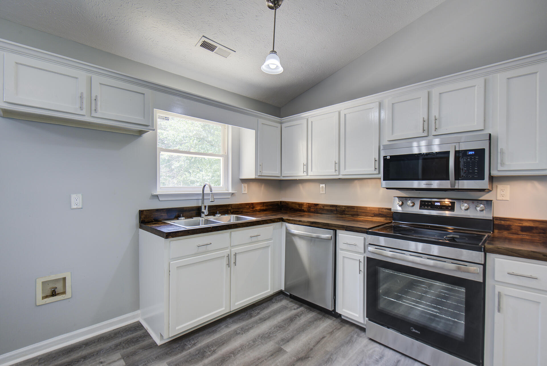 307 Ridgecrest Drive LaFayette, GA 30728 - Photo 5 of 29 KHP05 (12)