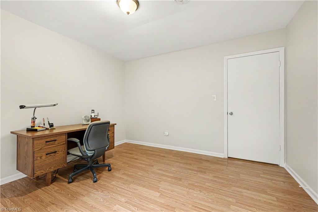 113 Wallasey Road Rural Hall, NC 27045 - Photo 11 of 34 Gallery Image 11