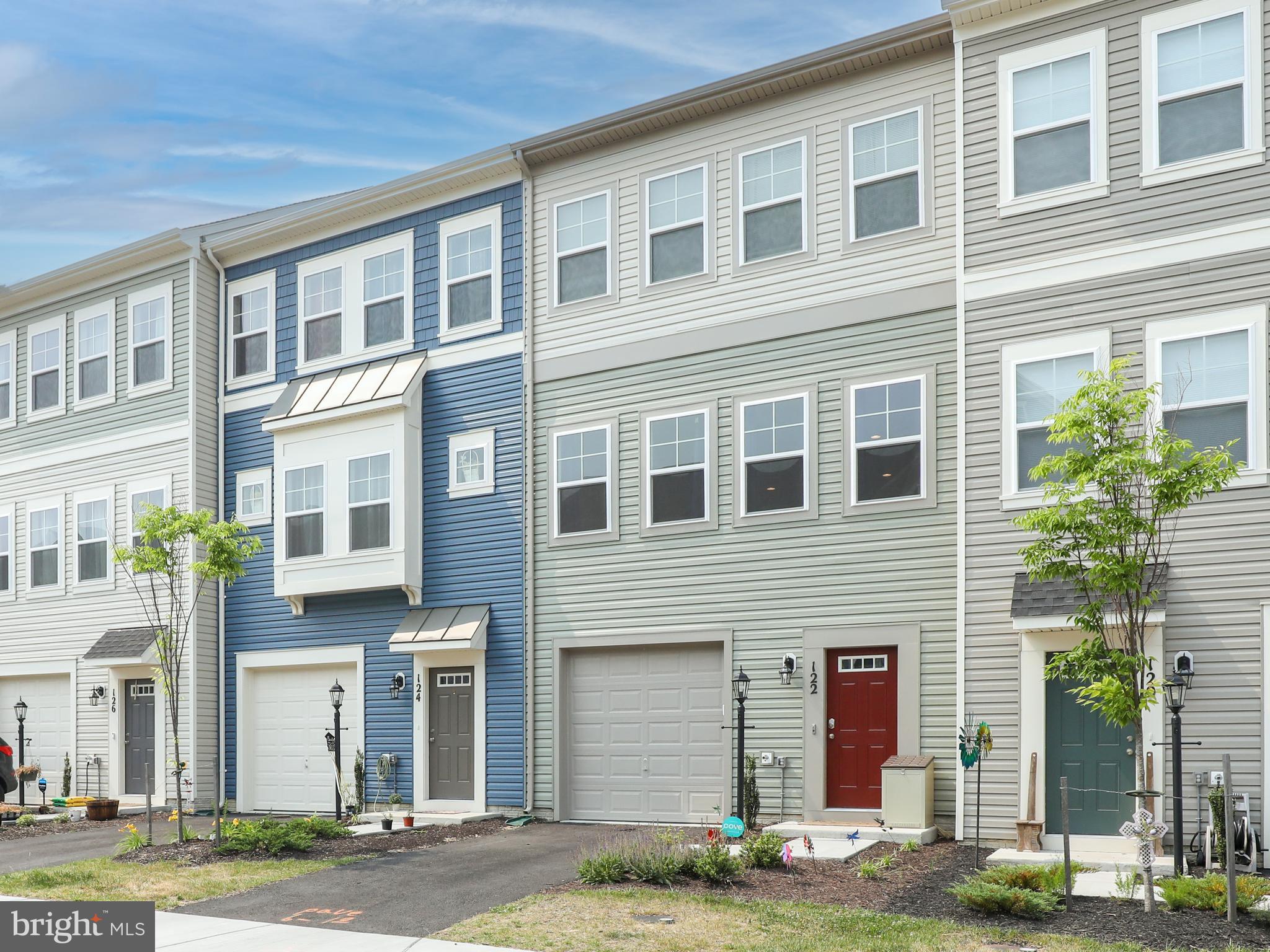 122 Lindy Way Stephenson, VA 22656 - Photo 2 of 52