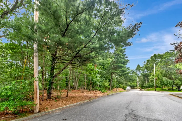 $550,000 | 15 Randall Farm Drive, Easton, MA 02356