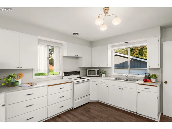 $499,000 | 4734 North Kerby Avenue, Portland, OR 97217
