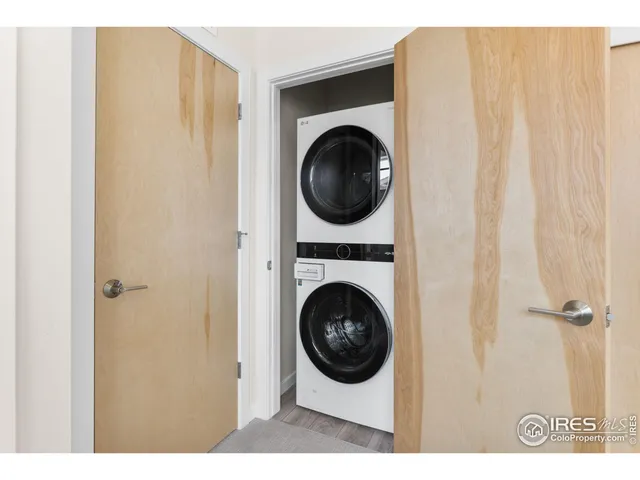 $600,000 | 876 Cimarron Drive, Unit B, Lafayette, CO 80026