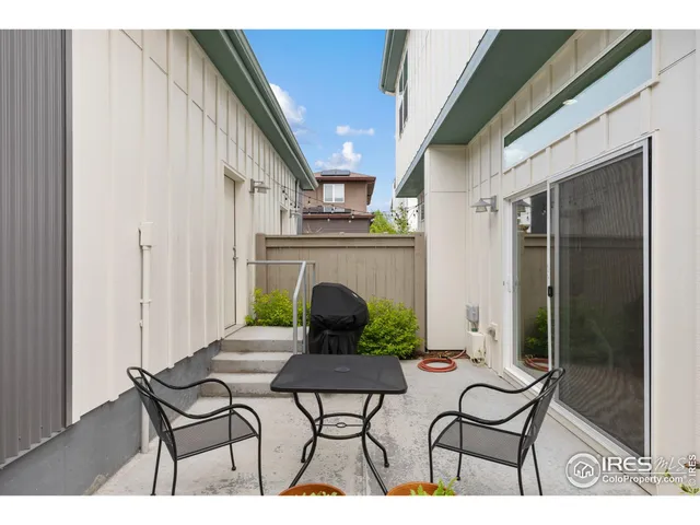 $600,000 | 876 Cimarron Drive, Unit B, Lafayette, CO 80026