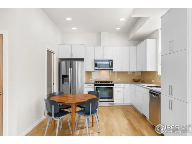 $600,000 | 876 Cimarron Drive, Unit B, Lafayette, CO 80026