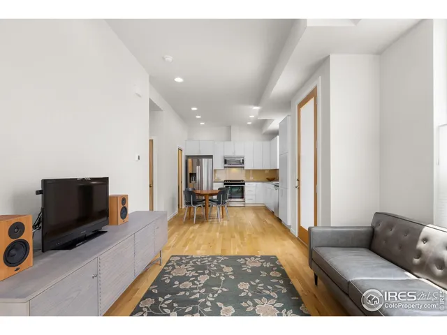 $600,000 | 876 Cimarron Drive, Unit B, Lafayette, CO 80026