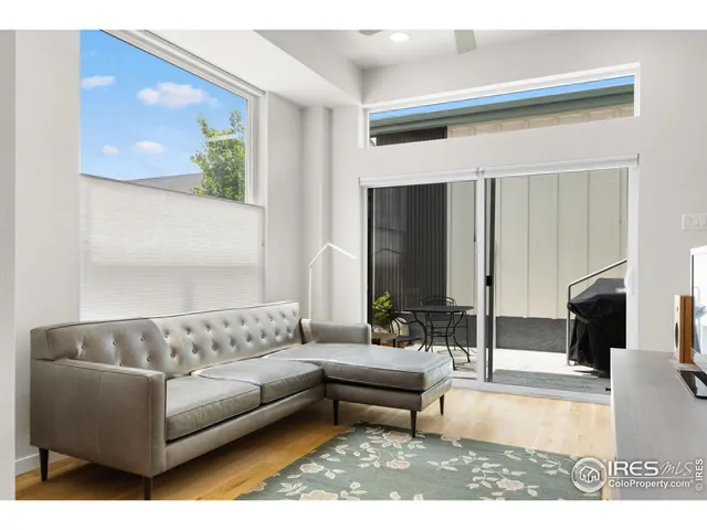 $600,000 | 876 Cimarron Drive, Unit B, Lafayette, CO 80026