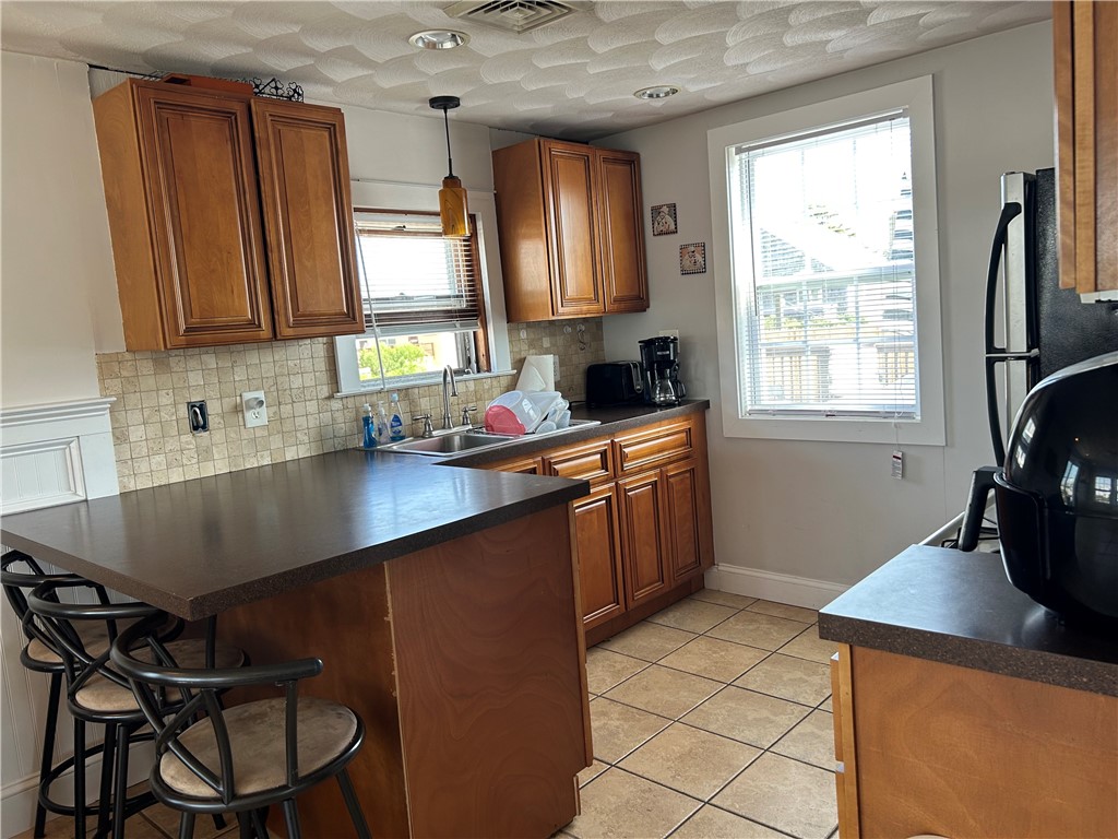 5 Arbeth Road Narragansett, RI 02879 - Photo 6 of 12
