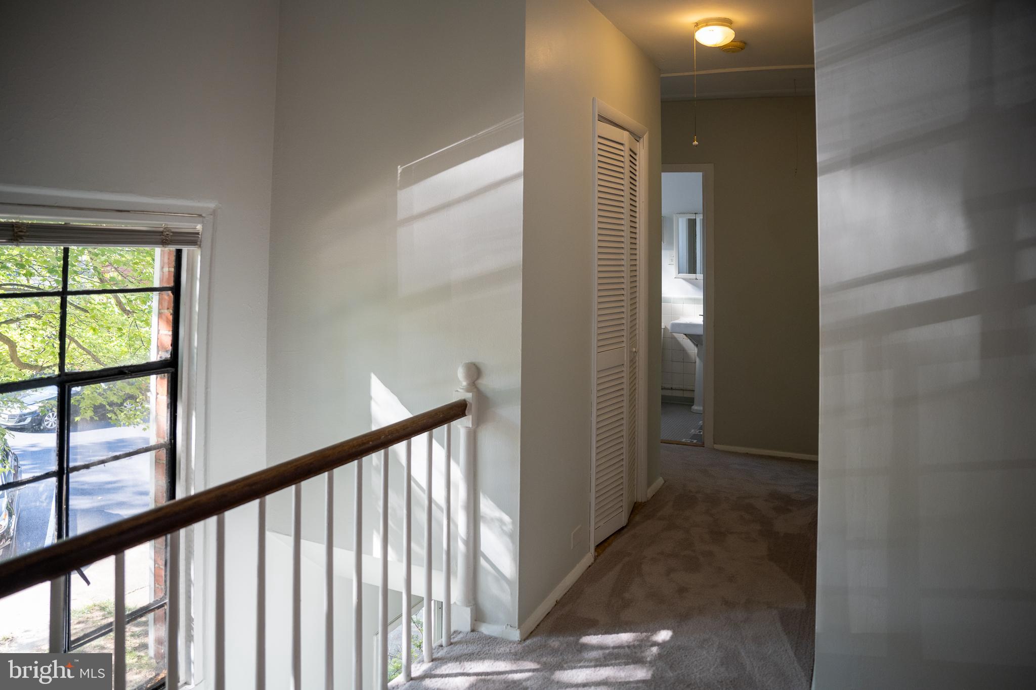 1612 Fitzgerald Lane Alexandria, VA 22302 - Photo 8 of 20
