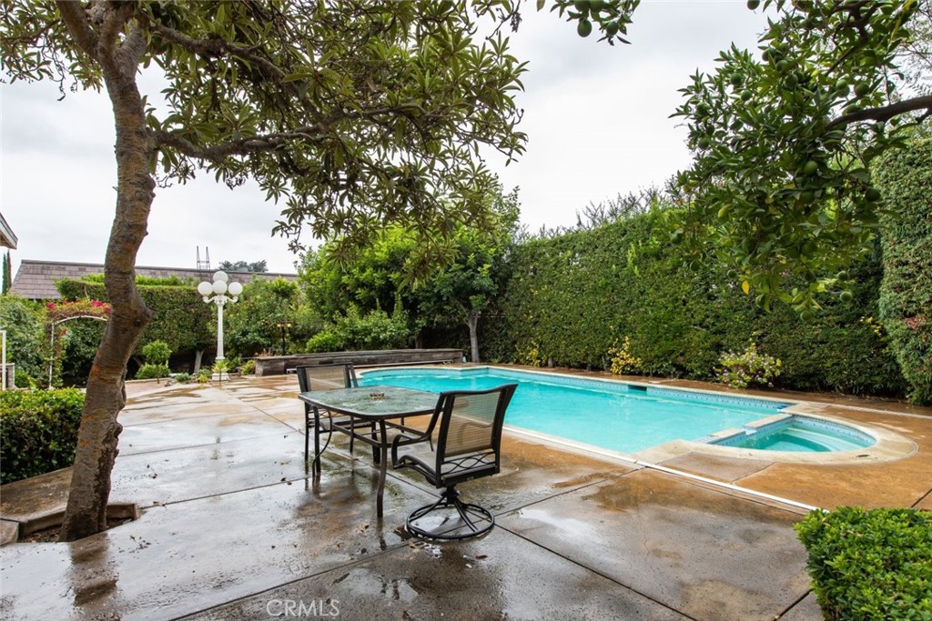 314 West Kenneth Road Glendale, CA 91202 - Photo 44 of 55 Gallery Image 44