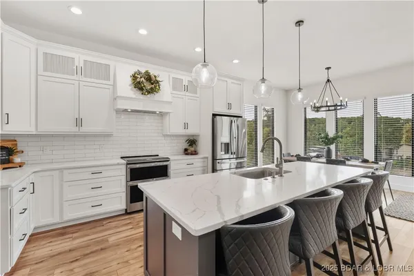 $1,399,000 | 57 Lake Road, Rocky Mount, MO 65072