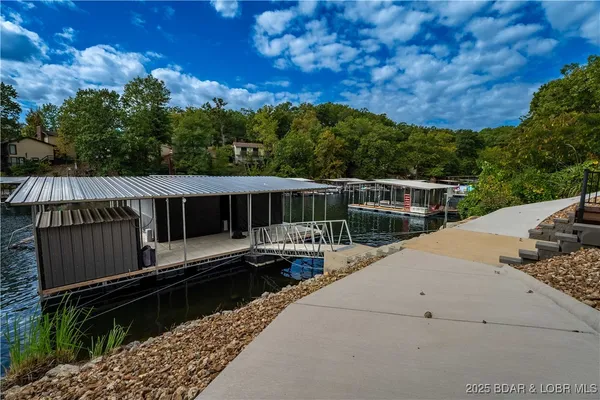 $1,399,000 | 57 Lake Road, Rocky Mount, MO 65072