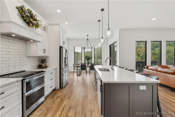 $1,399,000 | 57 Lake Road, Rocky Mount, MO 65072