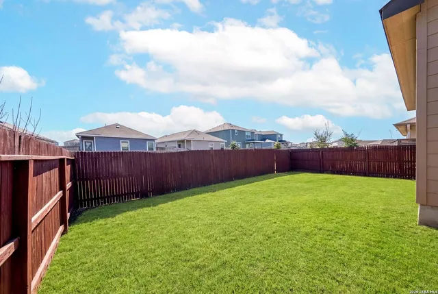 $1,695 | 10918 Airmen Drive, Converse, TX 78109