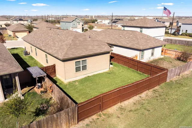 $1,695 | 10918 Airmen Drive, Converse, TX 78109