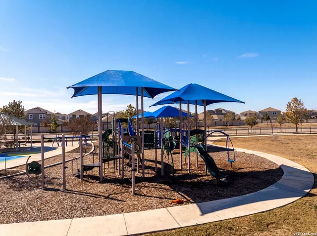 $1,695 | 10918 Airmen Drive, Converse, TX 78109