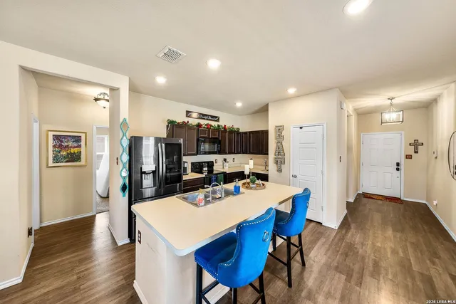 $1,695 | 10918 Airmen Drive, Converse, TX 78109