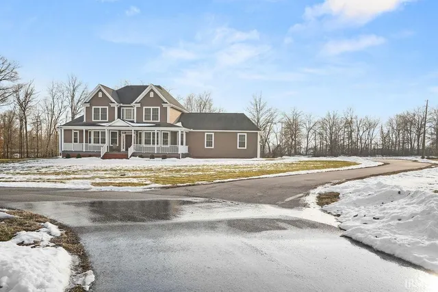 $559,900 | 13681 West Auburn Ridge Court, Linton, IN 47441