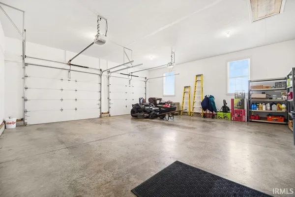 $559,900 | 13681 West Auburn Ridge Court, Linton, IN 47441