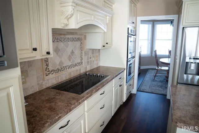 $569,900 | 13681 West Auburn Ridge Court, Linton, IN 47441