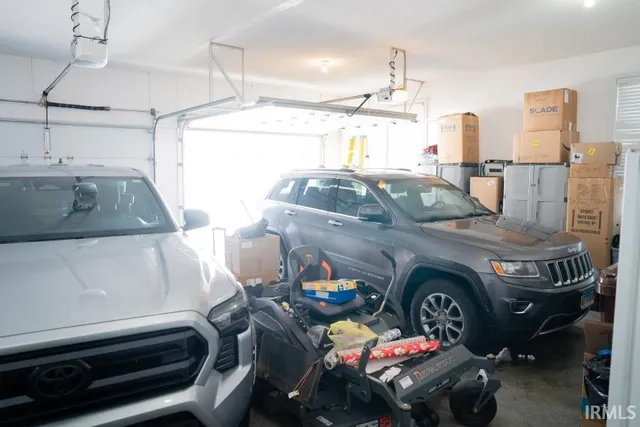 $569,900 | 13681 West Auburn Ridge Court, Linton, IN 47441