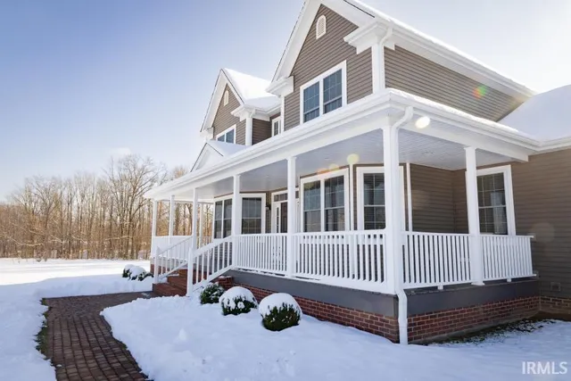 $569,900 | 13681 West Auburn Ridge Court, Linton, IN 47441