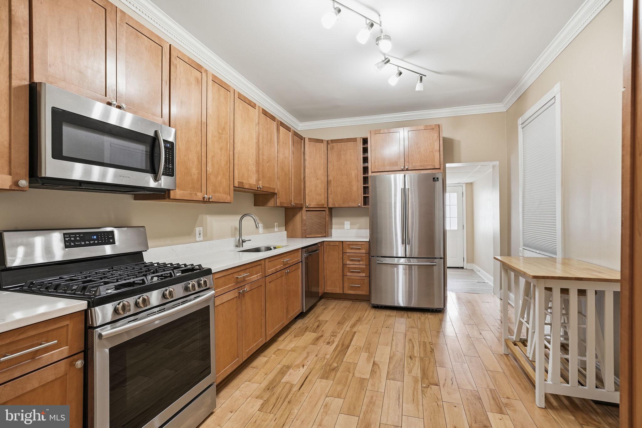 107 West Fort Avenue Baltimore, MD 21230 - Photo 12 of 34