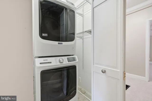 $389,990 | 107 West Fort Avenue, Baltimore, MD 21230