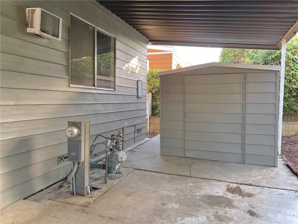 2601 East Victoria Street, Unit 2 Compton, CA 90220 - Photo 3 of 27