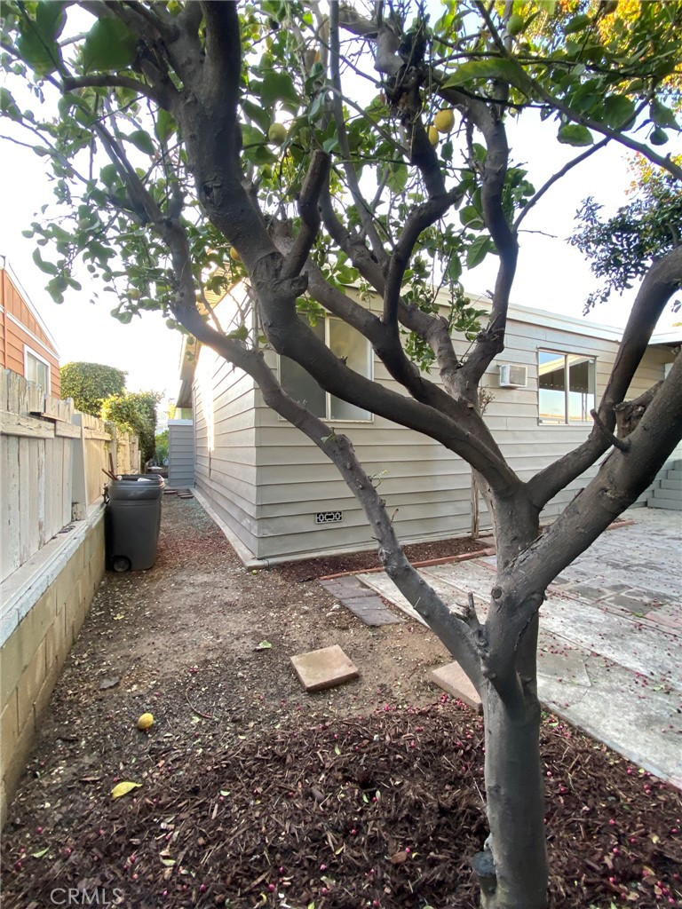 2601 East Victoria Street, Unit 2 Compton, CA 90220 - Photo 5 of 27