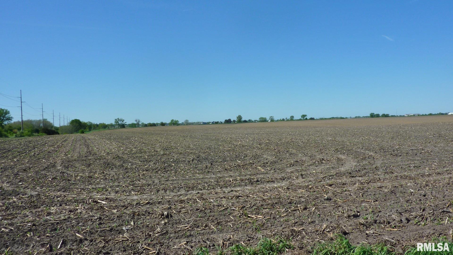 7936 Utica Ridge Road Davenport, IA 52807 - Photo 2 of 22