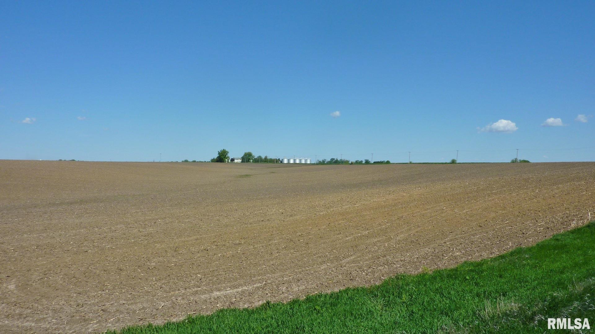 7936 Utica Ridge Road Davenport, IA 52807 - Photo 21 of 22 a view of an ocean and beach