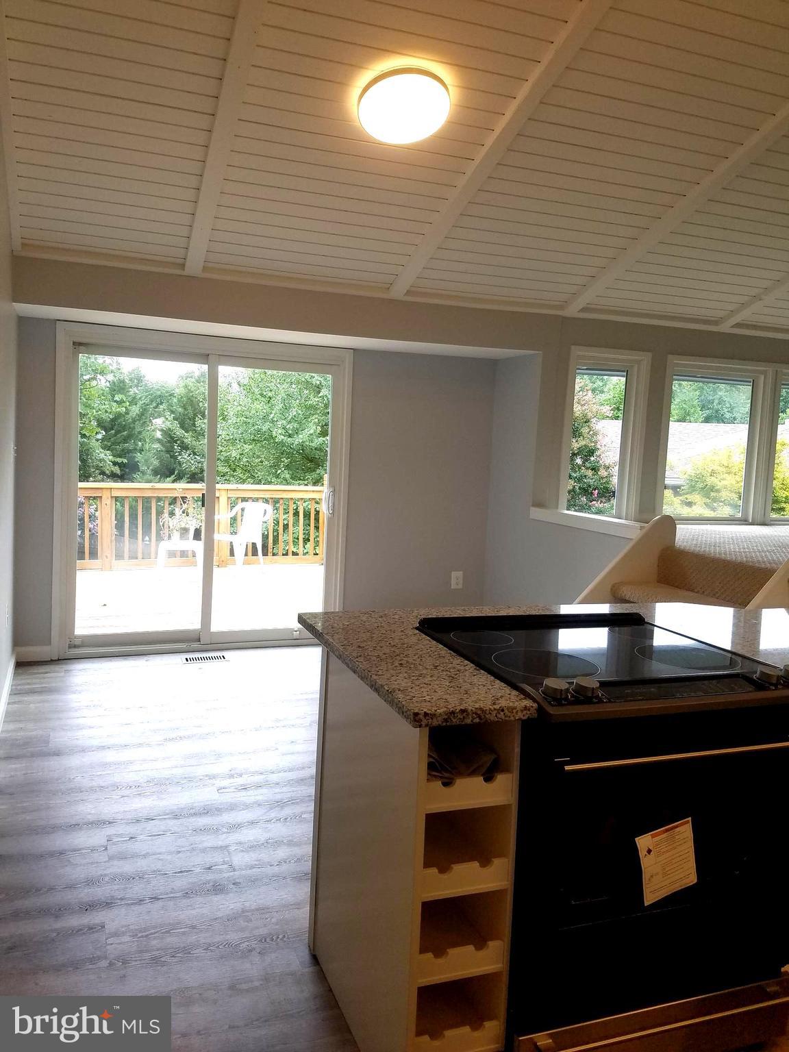 157 Magnolia Road Sterling, VA 20164 - Photo 16 of 24 Kitchen / Breakfast Room
