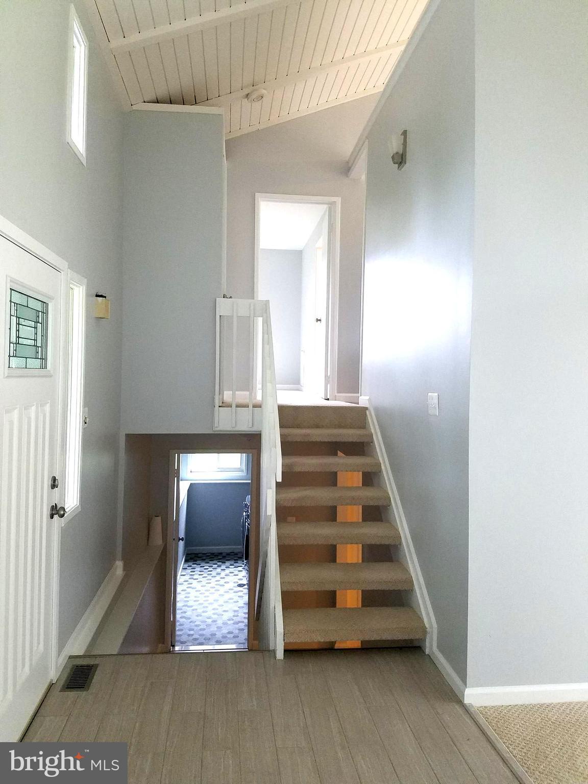 157 Magnolia Road Sterling, VA 20164 - Photo 9 of 24 Foyer, Stairway