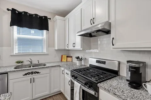 $447,900 | 54 Brookhollow Way, Clayton, NC 27520