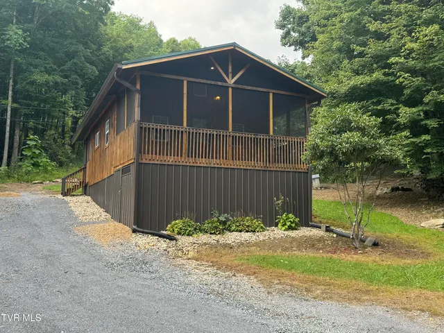 $199,950 | 143 Doty Road, Roan Mountain, TN 37687