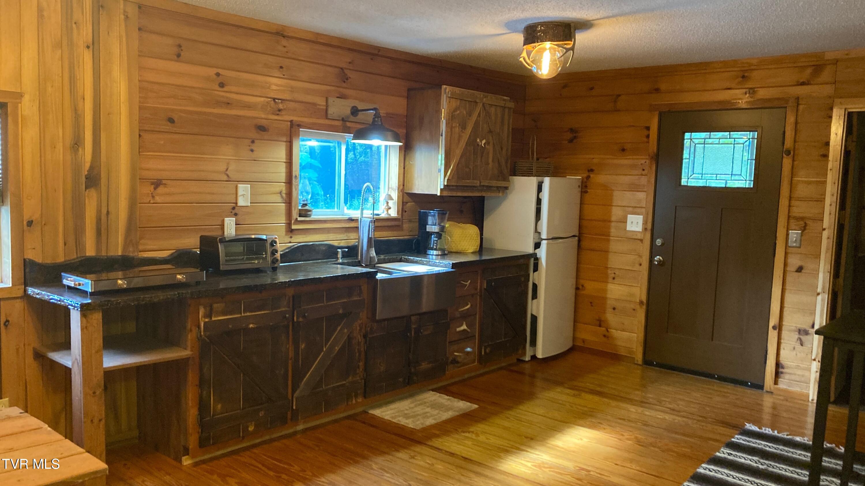 143 Doty Road Roan Mountain, TN 37687 - Photo 14 of 57 FullSizeRender